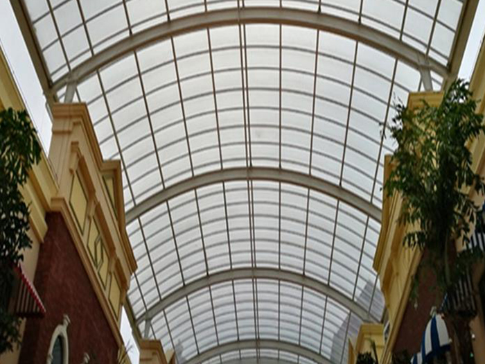 威海屋面网架顶棚吊装方案